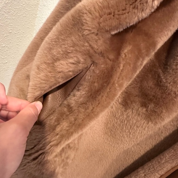 NWT Loro Piana Reversible Lambskin Leather Shearling Coat, Size Medium - Picture 7 of 8